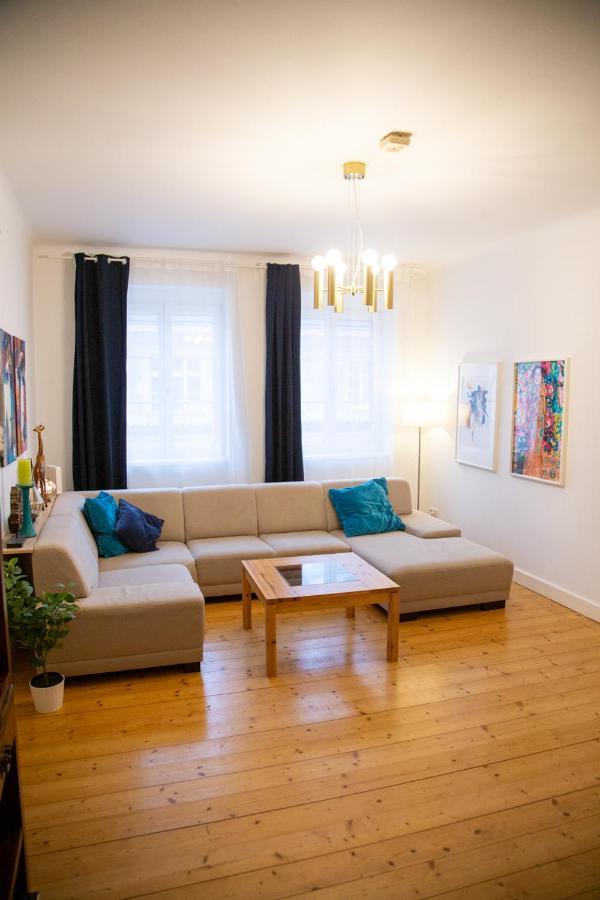 Velky 3-Izbovy Apartman Bratislava-Stare Mesto Ngoại thất bức ảnh