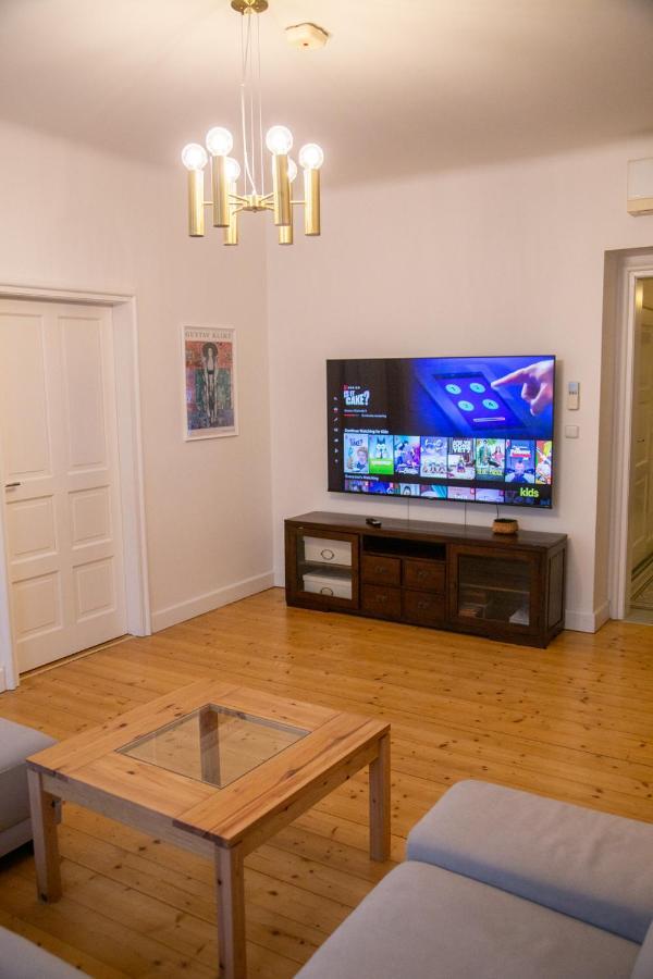 Velky 3-Izbovy Apartman Bratislava-Stare Mesto Ngoại thất bức ảnh