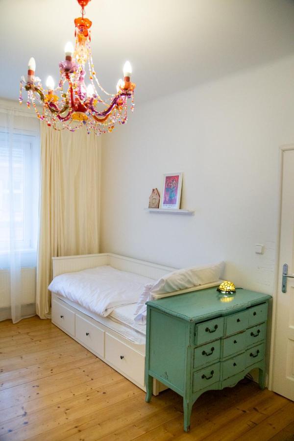 Velky 3-Izbovy Apartman Bratislava-Stare Mesto Ngoại thất bức ảnh