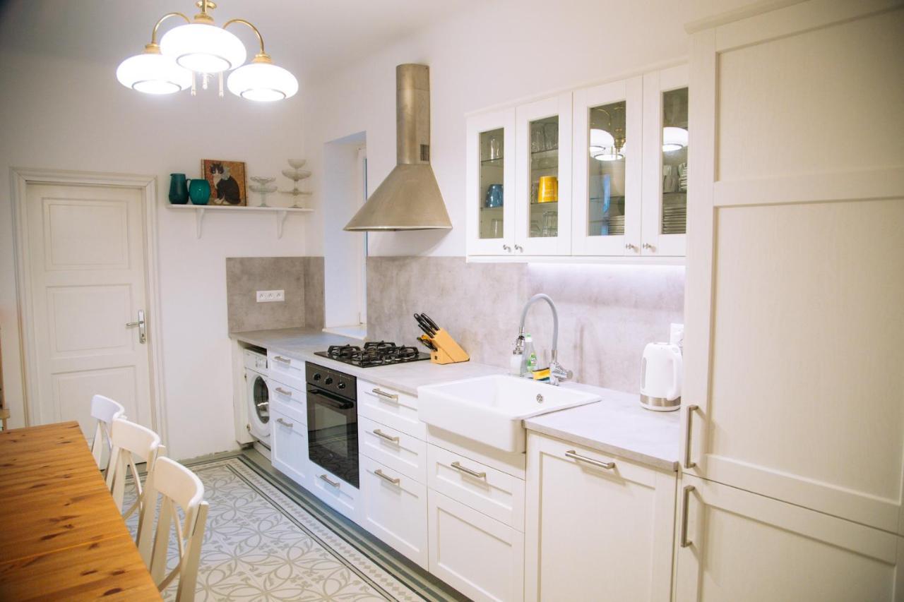 Velky 3-Izbovy Apartman Bratislava-Stare Mesto Ngoại thất bức ảnh